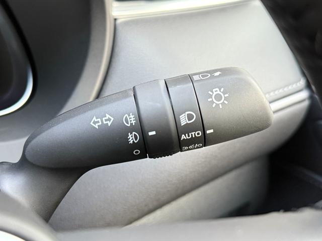 ハリアー Ｚ　レザーパッケージ　モデリスタエアロ（Ｆ／Ｓ／Ｒ）・デイライト・調光式パノラマルーフ・ＩＴＳコネクト・アクセサリーコンセント・応急用スペアタイヤ・シートヒーター・シートベンチレーション・パノラミックビューモニター（47枚目）