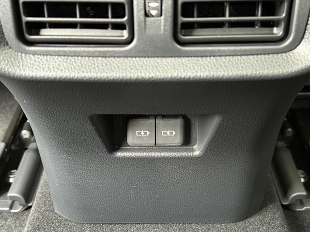 ハリアー Ｚ　レザーパッケージ　モデリスタエアロ（Ｆ／Ｓ／Ｒ）・デイライト・調光式パノラマルーフ・ＩＴＳコネクト・アクセサリーコンセント・応急用スペアタイヤ・シートヒーター・シートベンチレーション・パノラミックビューモニター（52枚目）