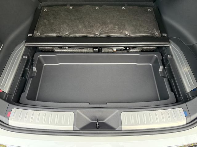 ハリアー Ｚ　レザーパッケージ　モデリスタエアロ（Ｆ／Ｓ／Ｒ）・デイライト・調光式パノラマルーフ・ＩＴＳコネクト・アクセサリーコンセント・応急用スペアタイヤ・シートヒーター・シートベンチレーション・パノラミックビューモニター（58枚目）