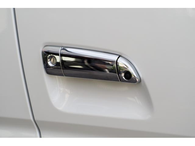 ハイエースバン スーパーＧＬ　ダークプライムＩＩ　ノーマルカー・デュアルパワースライドドア・両側固定リアサイドガラス・パノラミックビューモニター・デジタルインナーミラー・アクセサリーコンセント（18枚目）