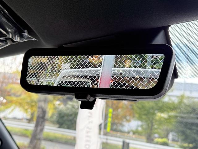 ハイエースバン スーパーＧＬ　ダークプライムＩＩ　ノーマルカー・デュアルパワースライドドア・両側固定リアサイドガラス・パノラミックビューモニター・デジタルインナーミラー・アクセサリーコンセント（29枚目）