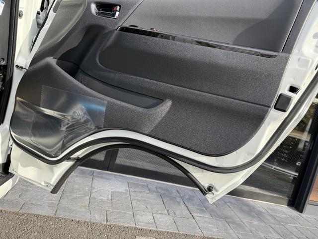 ハイエースバン スーパーＧＬ　ダークプライムＩＩ　ノーマルカー・デュアルパワースライドドア・両側固定リアサイドガラス・パノラミックビューモニター・デジタルインナーミラー・アクセサリーコンセント（48枚目）