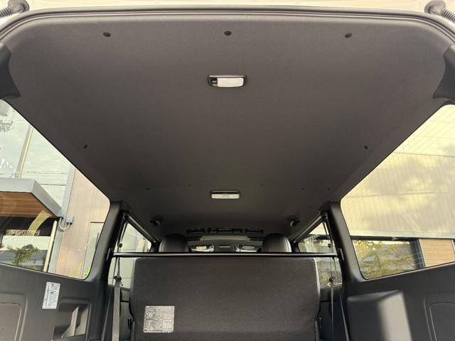 ハイエースバン スーパーＧＬ　ダークプライムＩＩ　ノーマルカー・デュアルパワースライドドア・両側固定リアサイドガラス・パノラミックビューモニター・デジタルインナーミラー・アクセサリーコンセント（56枚目）