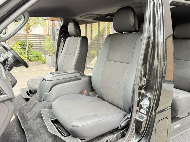 ハイエースバン スーパーＧＬ　ダークプライムＩＩ　ノーマルカー・デュアルパワースライドドア・両側固定リアサイドガラス・パノラミックビューモニター・デジタルインナーミラー・アクセサリーコンセント（28枚目）