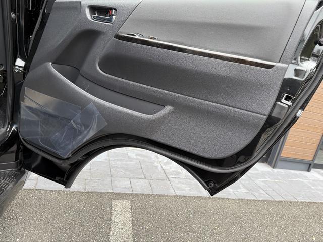 ハイエースバン スーパーＧＬ　ダークプライムＩＩ　ノーマルカー・デュアルパワースライドドア・両側固定リアサイドガラス・パノラミックビューモニター・デジタルインナーミラー・アクセサリーコンセント（49枚目）