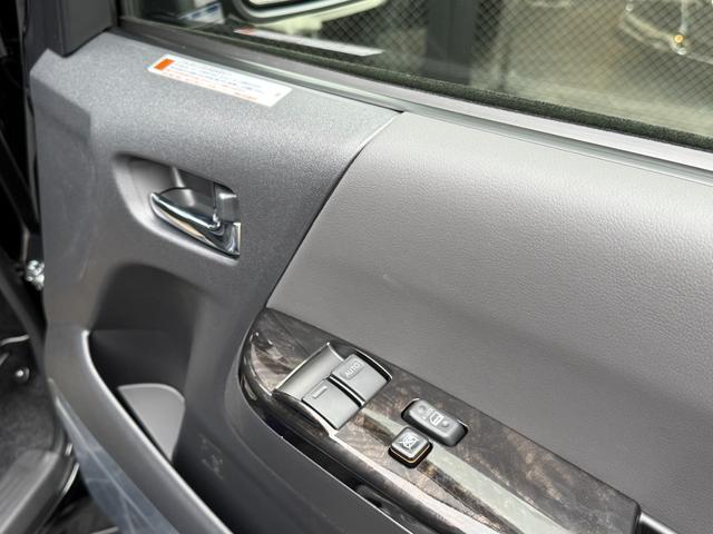 ハイエースバン スーパーＧＬ　ダークプライムＩＩ　ノーマルカー・デュアルパワースライドドア・両側固定リアサイドガラス・パノラミックビューモニター・デジタルインナーミラー・アクセサリーコンセント（50枚目）