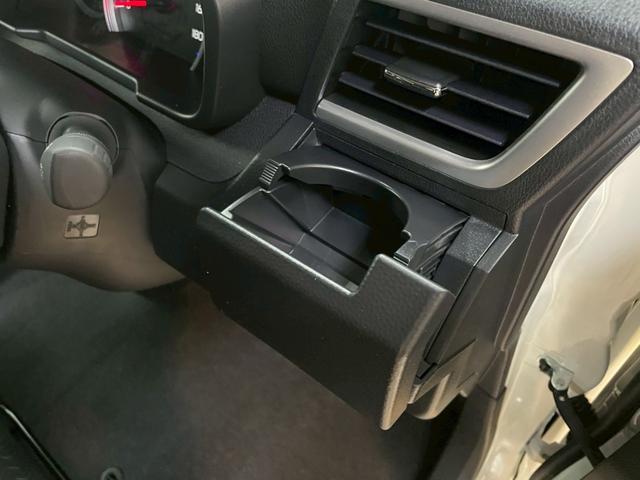 ルーミー カスタムG-T ノーマルカー・パノラミックビューモニター・コンフォートパッケージ・ナノイーX・シートヒーター(運転席・助手席)・シートバックテーブル・サイド・カーテンSRS(40枚目)