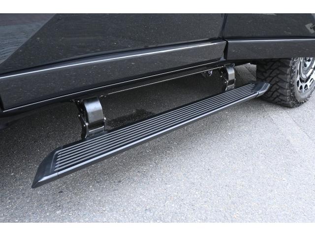 GX GX550 バージョンL ZEUSエアロ(F/R)・フェンダーダクト・カーボン調ピラーパネル・リアゲートスポイラー・20インチAW・4本出しマフラー・デジタルインナーミラー・マークレビンソン・パノラマルーフ・デジタルキー(16枚目)