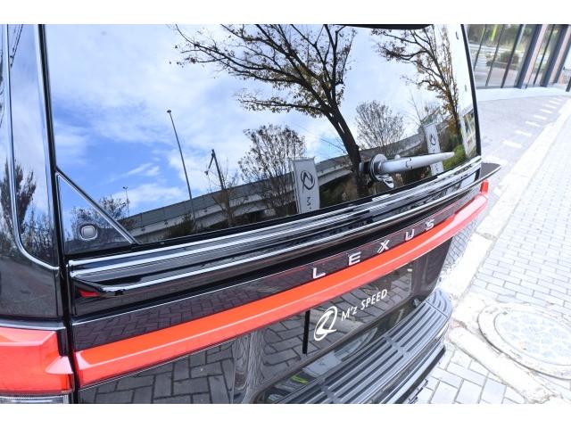 GX GX550 バージョンL ZEUSエアロ(F/R)・フェンダーダクト・カーボン調ピラーパネル・リアゲートスポイラー・20インチAW・4本出しマフラー・デジタルインナーミラー・マークレビンソン・パノラマルーフ・デジタルキー(18枚目)