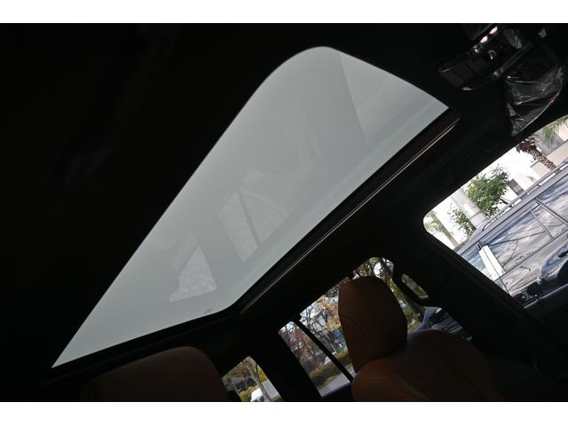 GX GX550 バージョンL ZEUSエアロ(F/R)・フェンダーダクト・カーボン調ピラーパネル・リアゲートスポイラー・20インチAW・4本出しマフラー・デジタルインナーミラー・マークレビンソン・パノラマルーフ・デジタルキー(24枚目)