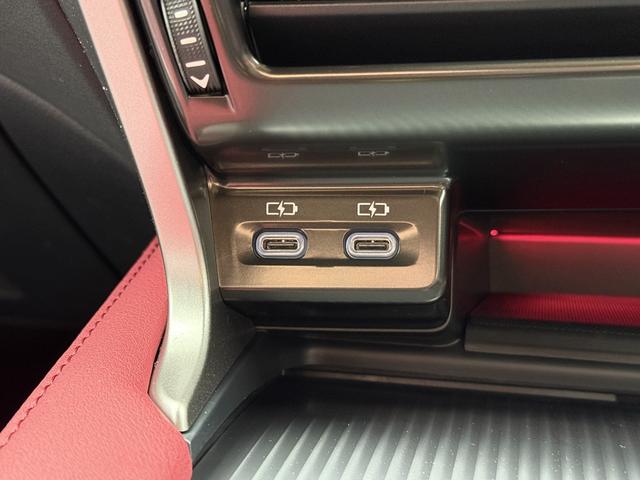 ＲＸ ＲＸ３５０　Ｆスポーツ　ノーマルカー・オレンジブレーキキャリパー・ＩＴＳコネクト・ドライブレコーダー（前後方）・デジタルインナーミラー・おくだけ充電・ルーフレール・パノラマルーフ・後席シートヒーター・輻射ヒーター（37枚目）