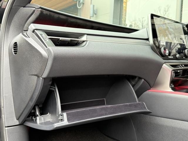 ＲＸ ＲＸ３５０　Ｆスポーツ　ノーマルカー・オレンジブレーキキャリパー・ＩＴＳコネクト・ドライブレコーダー（前後方）・デジタルインナーミラー・おくだけ充電・ルーフレール・パノラマルーフ・後席シートヒーター・輻射ヒーター（39枚目）