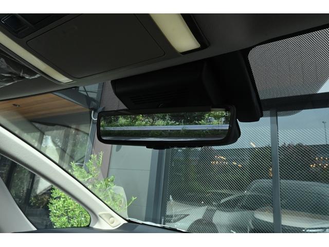 アルファードハイブリッド エグゼクティブラウンジ　モデリスタエアロ（Ｆ／Ｓ／Ｒ）・寒冷地仕様・リヤフォグランプ・ユニバーサルステップ・ＩＴＳコネクト・デジタルインナーミラー・おくだけ充電・パノラマルーフ・パノラミックビューモニター（29枚目）