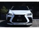 ＮＸ３５０ｈ　Ｆスポーツ　ＺＥＵＳコンプリートカーエアロ３点（Ｆ・Ｓ・Ｒ）・ＬＥＤデイライトキット・４本出しマフラー・ダウンサス・２２インチアルミホイール・リアゲートスポイラー・パノラマルーフ・ドライブレコーダー・置くだけ充電（13枚目）