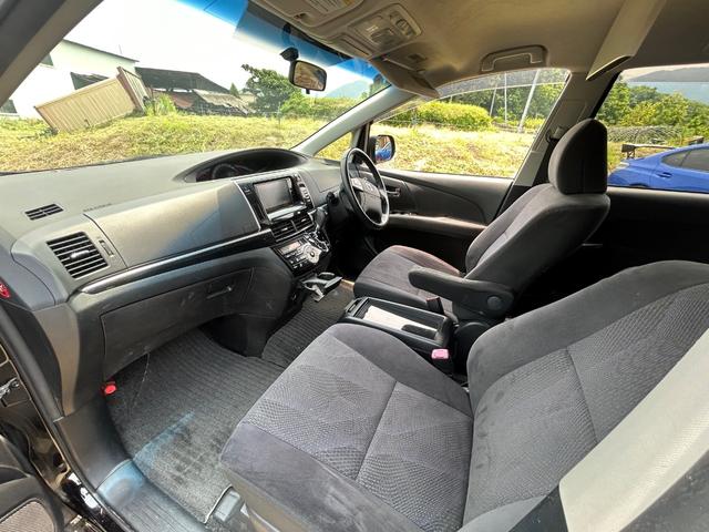 エスティマ アエラス 両側電動スライドドア/ナビ/テレビ/ETC/バックカメラ/後席モニター/CD/DVD/3列シート/スマートキー/キーレスエントリー/盗難防止システム/アルミホイール/修復歴無し(18枚目)