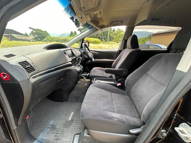 エスティマ アエラス 両側電動スライドドア/ナビ/テレビ/ETC/バックカメラ/後席モニター/CD/DVD/3列シート/スマートキー/キーレスエントリー/盗難防止システム/アルミホイール/修復歴無し(19枚目)