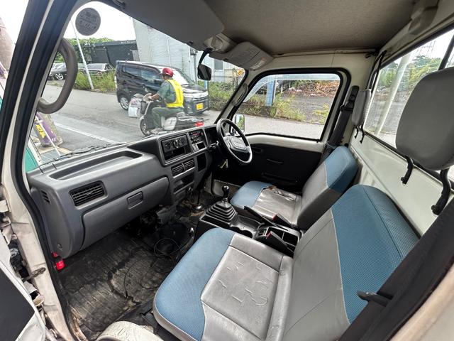 サンバートラック TB 三方開/エアコン/パワステ/クラッチ盤新品/修復歴無し(18枚目)
