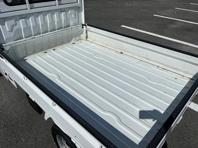 キャリイトラック KC エアコン・パワステ 3方開 4WD 切替式4WD/オートマチック/タイミングチェーン(16枚目)