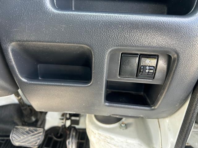 キャリイトラック KC エアコン・パワステ 3方開 4WD 切替式4WD/オートマチック/タイミングチェーン(35枚目)