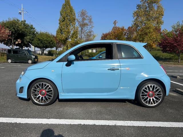 アバルト５００ ベースグレード　エッセエッセキット／レコードモンツァマフラー／１７インチアルミホイール／ＫＯＮＩショック／パドルシフト／ＥＴＣ車載器／全方位ドライブレコーダー／クリアランスソナーＢＭＣエアクリーナー（5枚目）