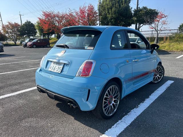 アバルト５００ ベースグレード　エッセエッセキット／レコードモンツァマフラー／１７インチアルミホイール／ＫＯＮＩショック／パドルシフト／ＥＴＣ車載器／全方位ドライブレコーダー／クリアランスソナーＢＭＣエアクリーナー（8枚目）