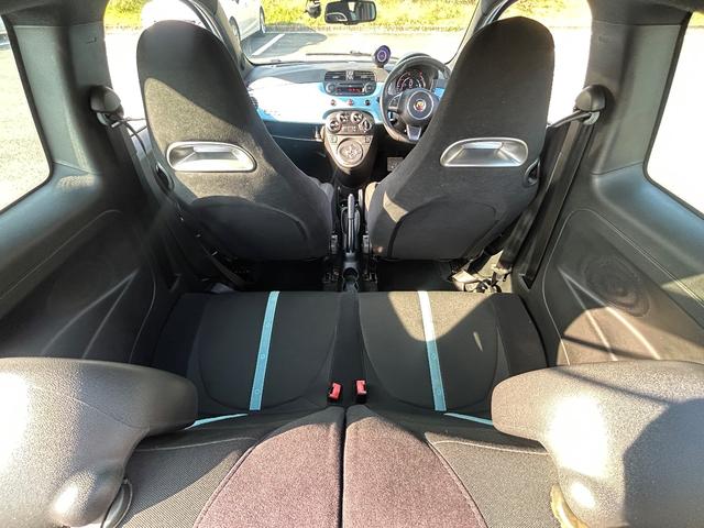 アバルト５００ ベースグレード　エッセエッセキット／レコードモンツァマフラー／１７インチアルミホイール／ＫＯＮＩショック／パドルシフト／ＥＴＣ車載器／全方位ドライブレコーダー／クリアランスソナーＢＭＣエアクリーナー（19枚目）