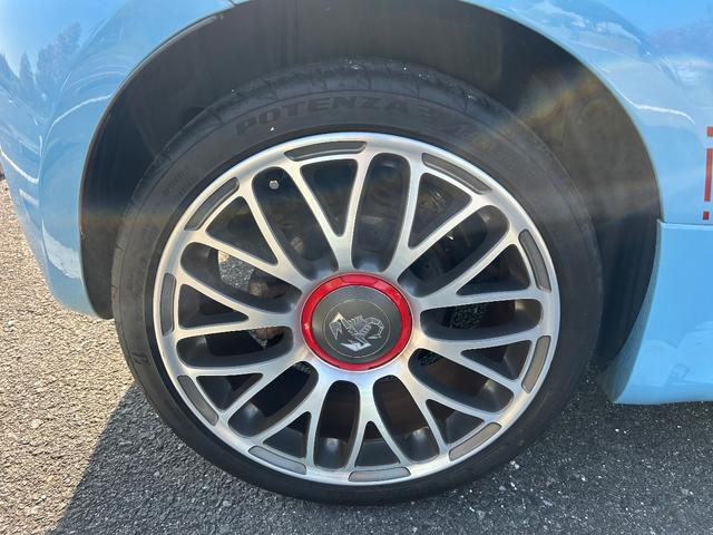 アバルト５００ ベースグレード　エッセエッセキット／レコードモンツァマフラー／１７インチアルミホイール／ＫＯＮＩショック／パドルシフト／ＥＴＣ車載器／全方位ドライブレコーダー／クリアランスソナーＢＭＣエアクリーナー（31枚目）