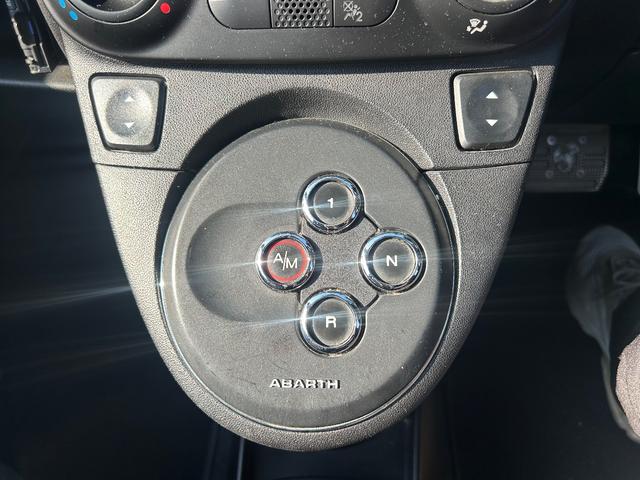 アバルト５００ ベースグレード　エッセエッセキット／レコードモンツァマフラー／１７インチアルミホイール／ＫＯＮＩショック／パドルシフト／ＥＴＣ車載器／全方位ドライブレコーダー／クリアランスソナーＢＭＣエアクリーナー（33枚目）