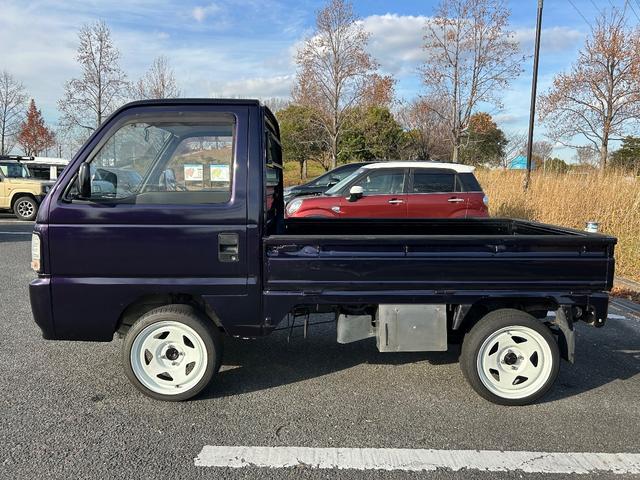 アクティトラック TC01ホイール/タイヤ新品/タイベル交換済/全塗装フレーク/LEDライト/5速/エアコン(5枚目)