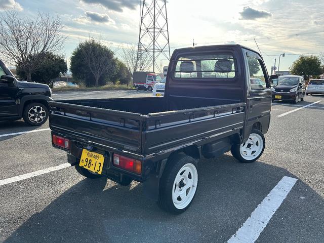 アクティトラック TC01ホイール/タイヤ新品/タイベル交換済/全塗装フレーク/LEDライト/5速/エアコン(8枚目)