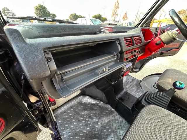 アクティトラック TC01ホイール/タイヤ新品/タイベル交換済/全塗装フレーク/LEDライト/5速/エアコン(25枚目)