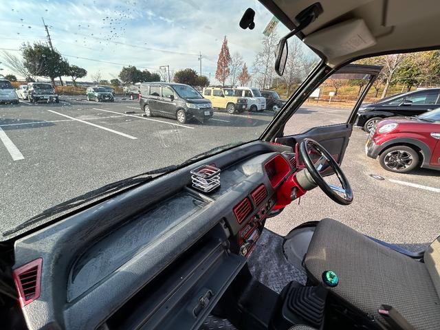 アクティトラック TC01ホイール/タイヤ新品/タイベル交換済/全塗装フレーク/LEDライト/5速/エアコン(28枚目)