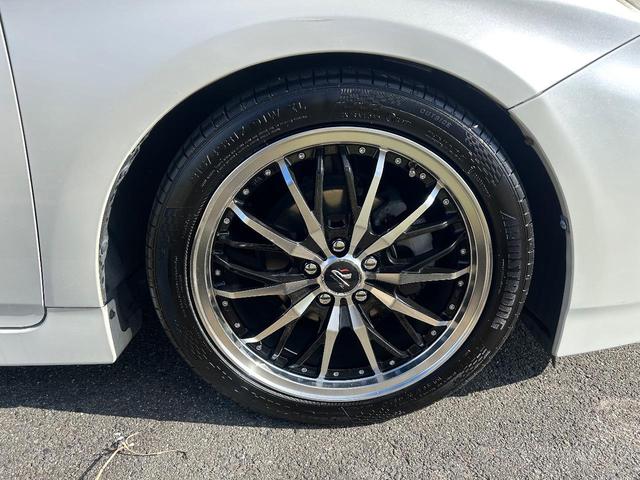 プリウス Ｓ　ローダウン／スマートキー／バックカメラ／社外アルミ／ディスプレイオーディオ／ｃａｒｐｌａｙ／Ｂｌｕｅｔｏｏｔｈ／プッシュスタート／ＥＴＣ車載器／ＬＥＤフォグランプ（23枚目）