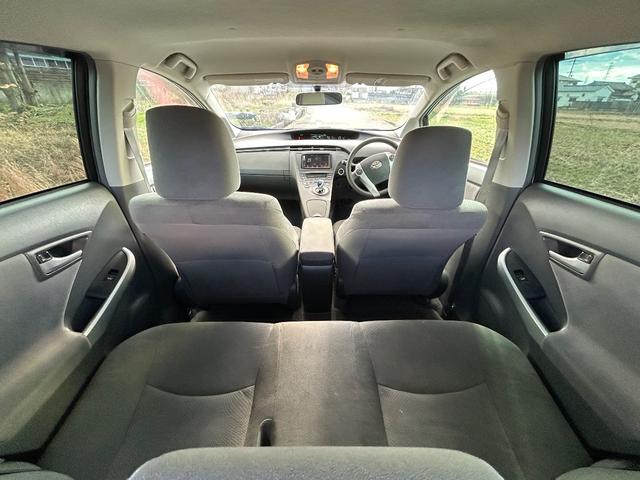 プリウス Ｓ　ローダウン／スマートキー／バックカメラ／社外アルミ／ディスプレイオーディオ／ｃａｒｐｌａｙ／Ｂｌｕｅｔｏｏｔｈ／プッシュスタート／ＥＴＣ車載器／ＬＥＤフォグランプ（44枚目）