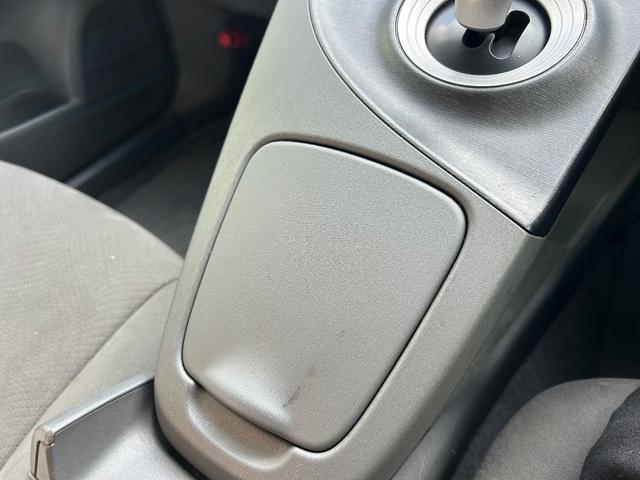 プリウス Ｓ　ローダウン／スマートキー／バックカメラ／社外アルミ／ディスプレイオーディオ／ｃａｒｐｌａｙ／Ｂｌｕｅｔｏｏｔｈ／プッシュスタート／ＥＴＣ車載器／ＬＥＤフォグランプ（52枚目）