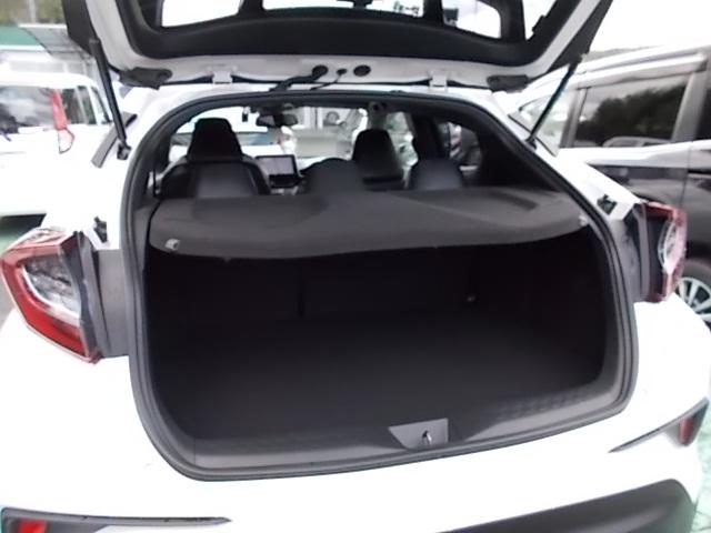 Ｃ－ＨＲ Ｇ　モード　ネロ　クルコン・車線逸脱警報・先進ライト・ブラインドスポットモニター・ＤＶＤ再生・フルセグ・ＴＣナビ・ドライブレコーダー・純正アルミ・ＬＥＤヘッドライト・バックモニター・ワンオーナー（21枚目）
