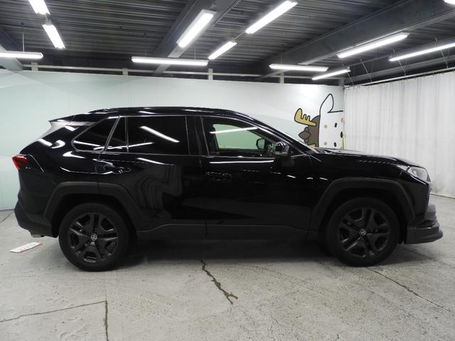 ＲＡＶ４ アドベンチャー　クルーズコントロール・踏み間違え防止装置・車線逸脱警報・先進ライト・ブラインドスポットモニター・パワーシート・純正アルミ・サンルーフ・ＬＥＤヘッドライト・ＥＴＣ・バックモニター・ワンオーナー（4枚目）