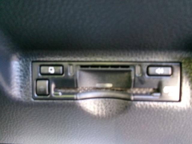 シエンタ Ｚ　ＴＳＳ　ＩＣＳ　ＴＣナビ　両側電動スライドドア　７人乗り（8枚目）