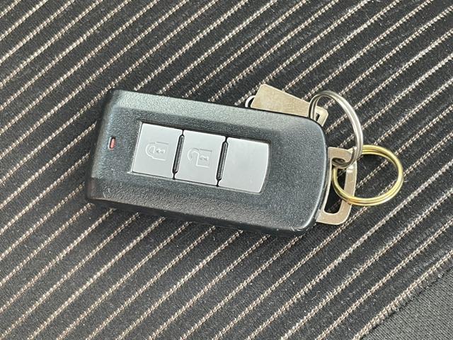 デイズ ハイウェイスター　Ｘ　純正ナビ　フルセグＴＶ　エマージェンシーブレーキ　アラウンドビューモニター　ＥＴＣ　ＤＶＤビデオ　Ｂｌｕｅｔｏｏｔｈ　ＨＩＤヘッドライト　フォグ　オートライト　ステアリモコン　純正アルミ　スマートキー（26枚目）