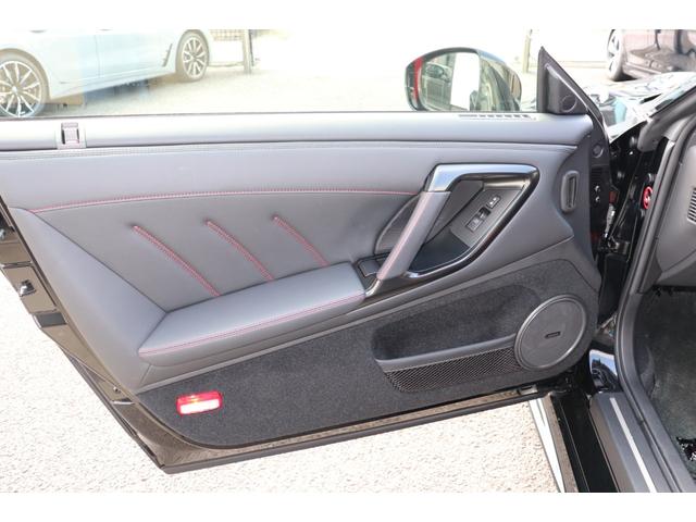 ＧＴ－Ｒ ブラックエディション　ワンオーナー／屋内保管／禁煙車／ペット同乗無し／レカロ製シート／純正フロアマット／純正ナビ／ＴＶ／バックカメラ／ＥＴＣ／パワーシート／シートヒーター／ＢＯＳＥサウンド／バックフォグ／プライバシーガラス（28枚目）
