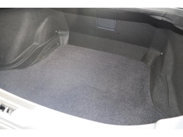 ＧＴ－Ｒ ブラックエディション　ワンオーナー／屋内保管／禁煙車／ペット同乗無し／レカロ製シート／純正フロアマット／純正ナビ／ＴＶ／バックカメラ／ＥＴＣ／パワーシート／シートヒーター／ＢＯＳＥサウンド／バックフォグ／プライバシーガラス（30枚目）