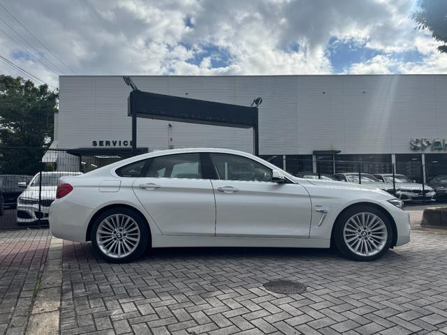 4シリーズ 420iグランクーペ ラグジュアリー シートヒーター/アンビエントライト/Bluetooth・USBオーディオ/アクティブクルーズコントロール/オートトランク/クリアランスソナー/オートライト・レインセンサー//ベージュレザー(9枚目)