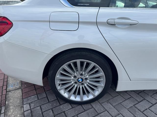 4シリーズ 420iグランクーペ ラグジュアリー シートヒーター/アンビエントライト/Bluetooth・USBオーディオ/アクティブクルーズコントロール/オートトランク/クリアランスソナー/オートライト・レインセンサー//ベージュレザー(36枚目)