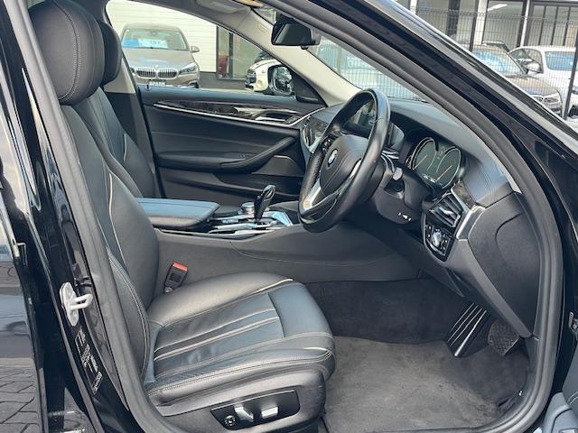 5シリーズ 523dツーリング BEAMコンプリート BEAMコンプリートカー/パノラマSR/ACC/フルセグ/ヘッドアップディスプレイ/ハーマンカードン/シートヒーター/アンビエントライト/パワーリアゲート/ブラックレザーシート/衝突被害軽減ブレーキ(20枚目)