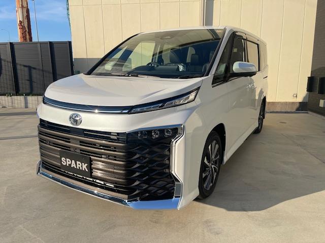 ヴォクシー ハイブリッドＳ－Ｚ　登録済未使用車／年次改モデル／ユニバーサルＳ／Ｄミラー／１３．２型有機ＥＬ後席モニタ／ＨＵＤ／ＩＴＳ／トヨタチームメイト／快適便利ＰＫＧ／ＣＤ・ＤＶＤ／フロアマットＤＸ／寒冷地仕様／ＬＥＤヘッドランプ（7枚目）