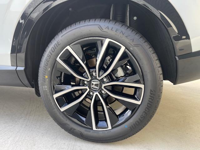 ヴェゼル ｅ：ＨＥＶ　Ｚ・ＰＬａＹパッケージ　登録済未使用車／パノラマルーフ／電動リアゲート／追従クルコン／ステアリングヒーター／ブラインドスポットモニター／ワイヤレス充電／シートヒーター／ステアリングサポート／ＰＤＣ／ＥＴＣ２．０／バックカメラ（21枚目）