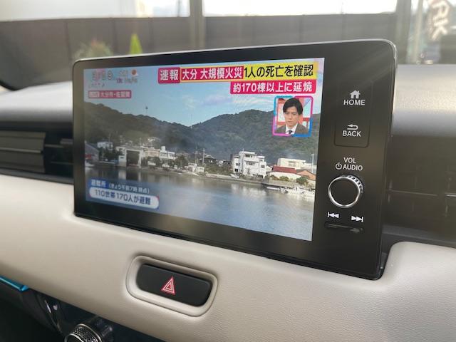 ヴェゼル ｅ：ＨＥＶ　Ｚ・ＰＬａＹパッケージ　登録済未使用車／パノラマルーフ／電動リアゲート／追従クルコン／ステアリングヒーター／ブラインドスポットモニター／ワイヤレス充電／シートヒーター／ステアリングサポート／ＰＤＣ／ＥＴＣ２．０／バックカメラ（63枚目）