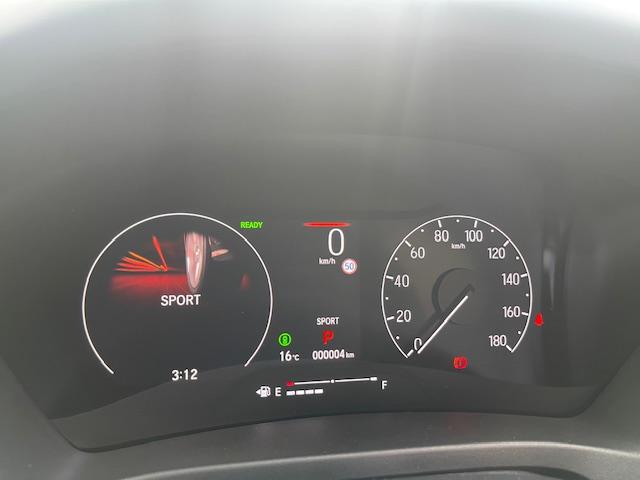 ヴェゼル ｅ：ＨＥＶ　Ｚ・ＰＬａＹパッケージ　登録済未使用車／パノラマルーフ／電動リアゲート／追従クルコン／ステアリングヒーター／ブラインドスポットモニター／ワイヤレス充電／シートヒーター／ステアリングサポート／ＰＤＣ／ＥＴＣ２．０／バックカメラ（70枚目）