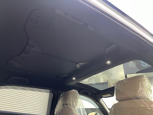 ヴェゼル ｅ：ＨＥＶ　Ｚ・ＰＬａＹパッケージ　登録済未使用車／パノラマルーフ／電動リアゲート／追従クルコン／ステアリングヒーター／ブラインドスポットモニター／ワイヤレス充電／シートヒーター／ステアリングサポート／ＰＤＣ／ＥＴＣ２．０／バックカメラ（78枚目）