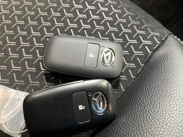 ロッキー プレミアムＧ　パノラマ対応カメラ　９インチナビ　ドラレコ付き　ＥＴＣ車載器　シートヒーター（19枚目）